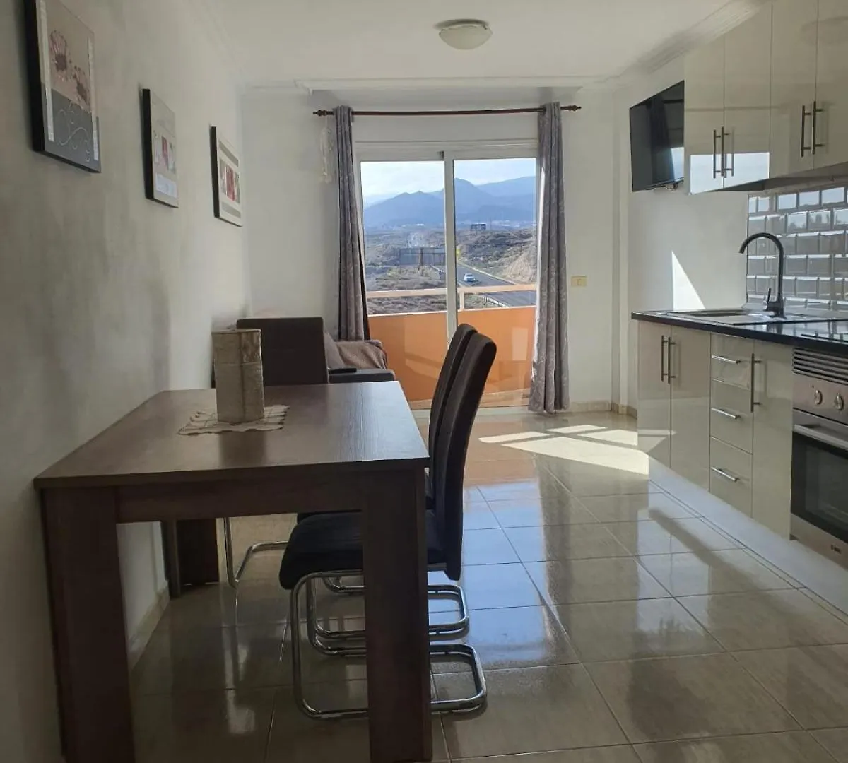 Angel House Apartment Los Abrigos Spain